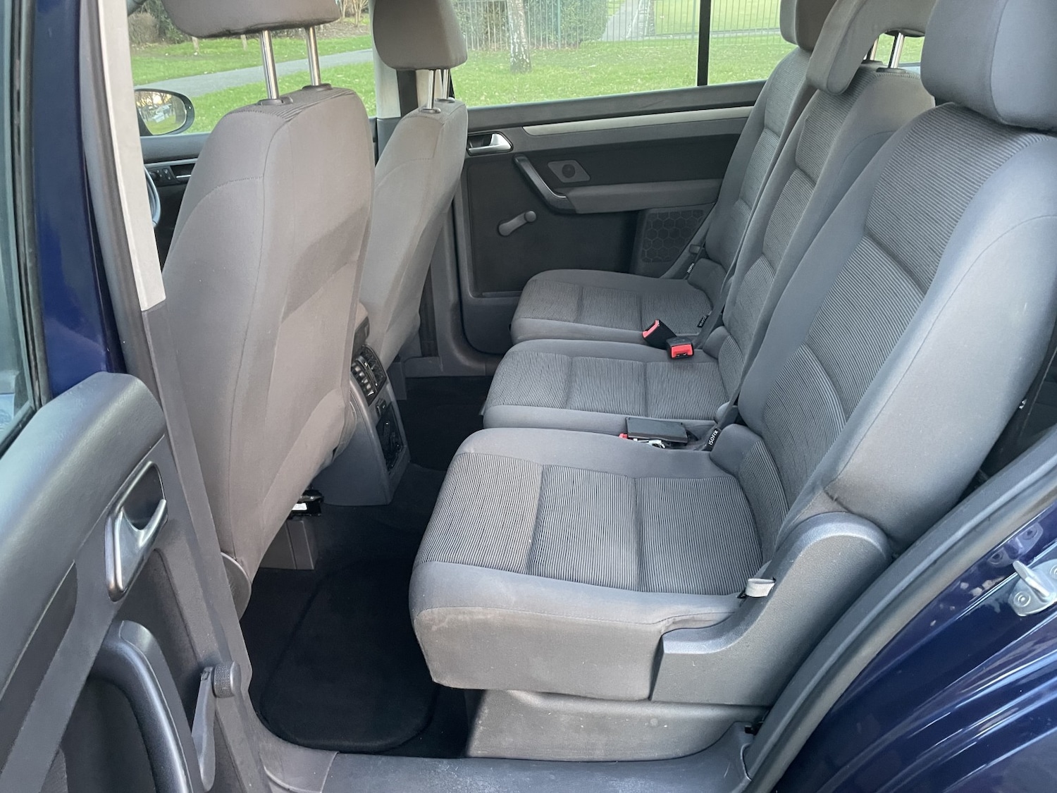 Used Volkswagen Touran 2009 for sale - 77164772: Photo 20