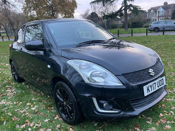 Used Suzuki Swift 2017 for sale - 69652428: Photo 1