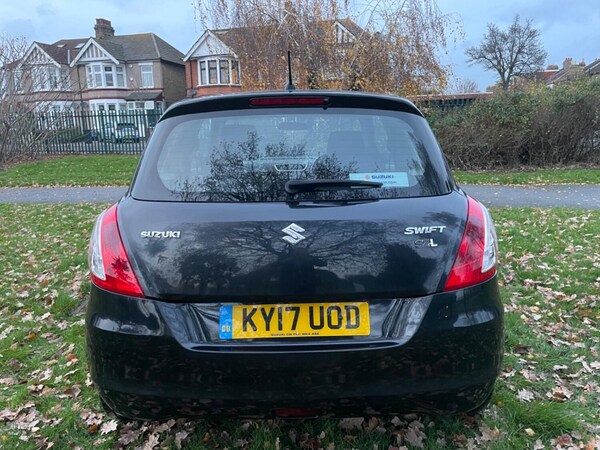 Used Suzuki Swift 2017 for sale - 69652428: Photo 22