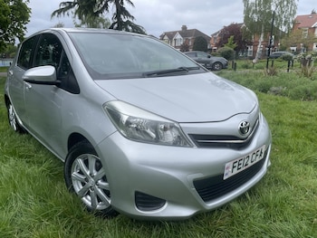 Used Toyota Yaris 2012 for sale - 78420513: Photo