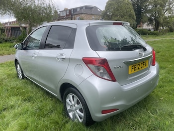 Used Toyota Yaris 2012 for sale - 78420513: Photo