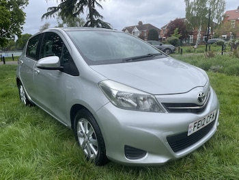 Used Toyota Yaris 2012 for sale - 78420513: Photo