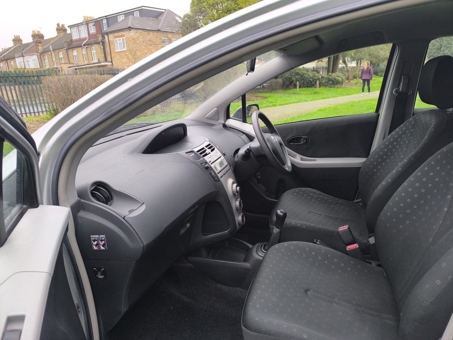 Used Toyota Yaris 2007 for sale - 77796909: Photo 12