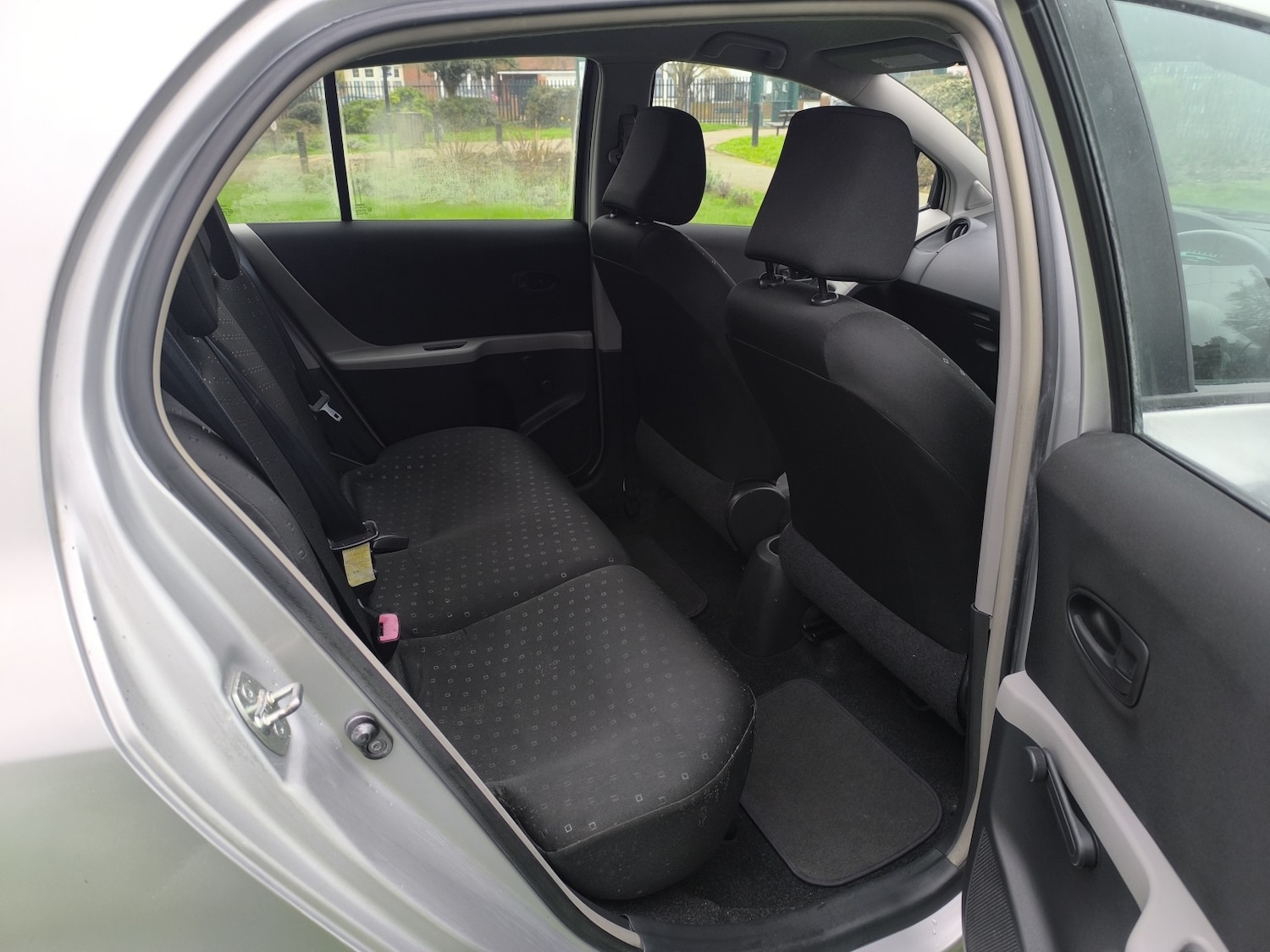 Used Toyota Yaris 2007 for sale - 77796909: Photo 19