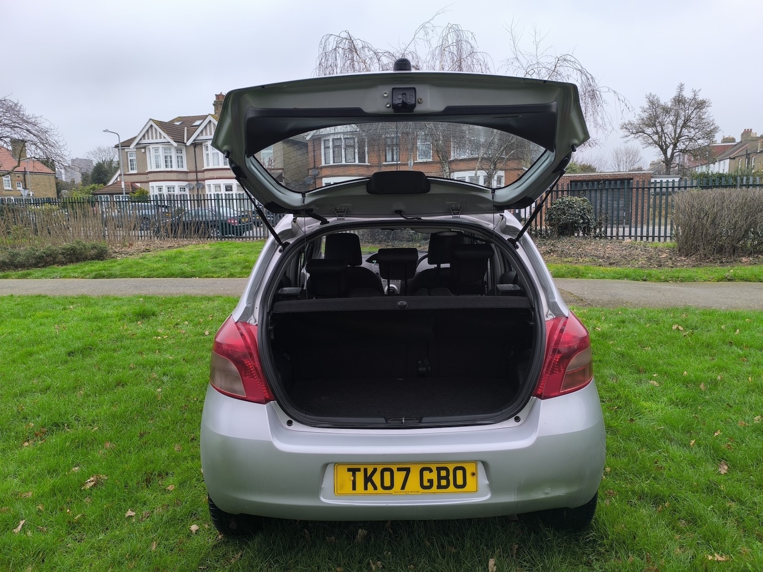 Used Toyota Yaris 2007 for sale - 77796909: Photo 24