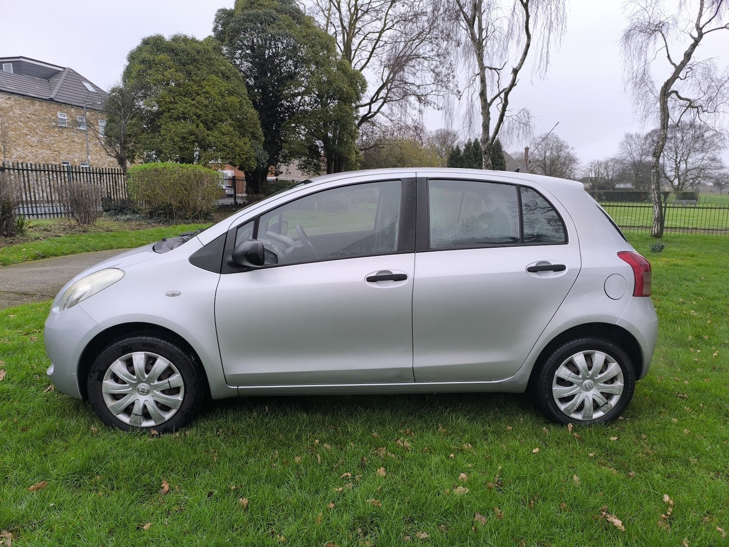 Used Toyota Yaris 2007 for sale - 77796909: Photo 7
