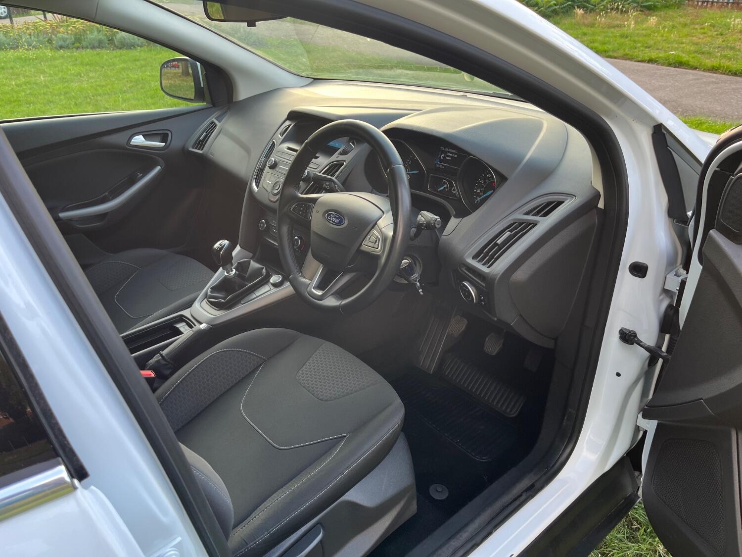 Used Ford Focus 2015 for sale - 76793528: Photo 12