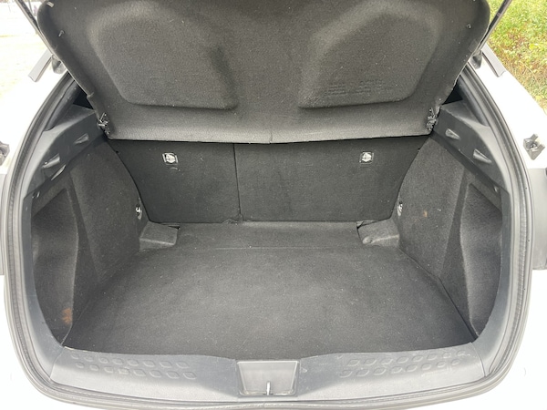 Used Toyota C-HR 2018 for sale - 76205651: Photo 24