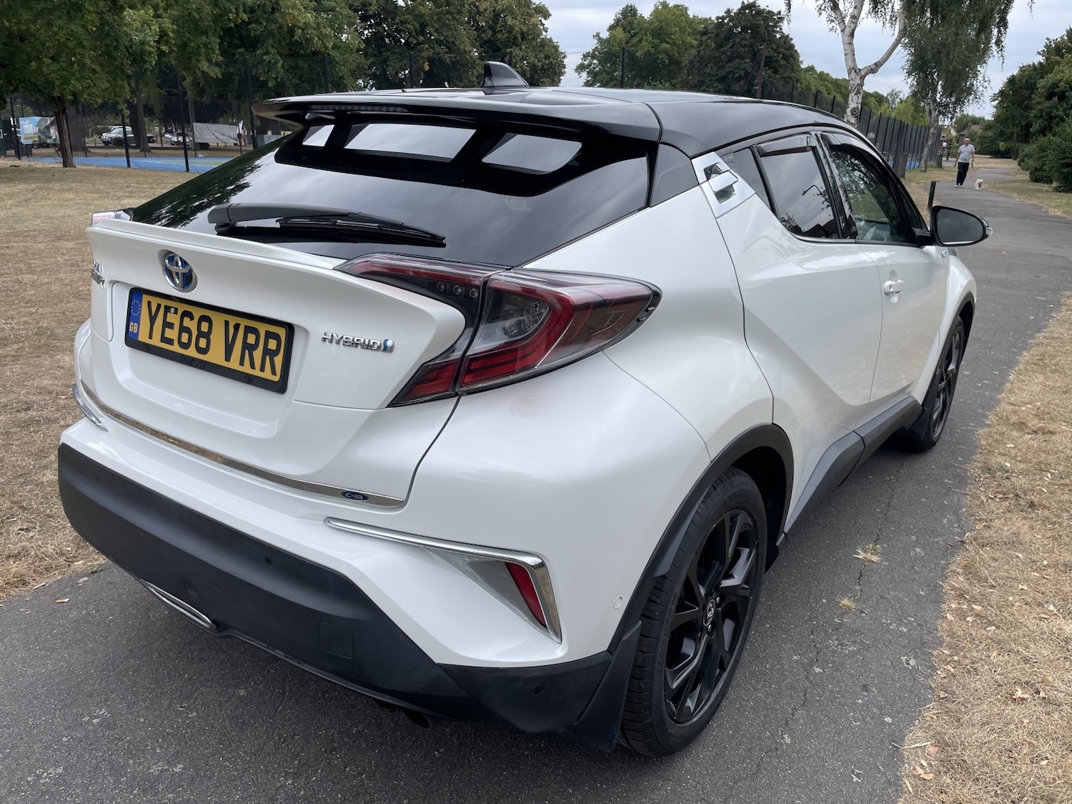 Used Toyota C-HR 2018 for sale - 76205651: Photo 3