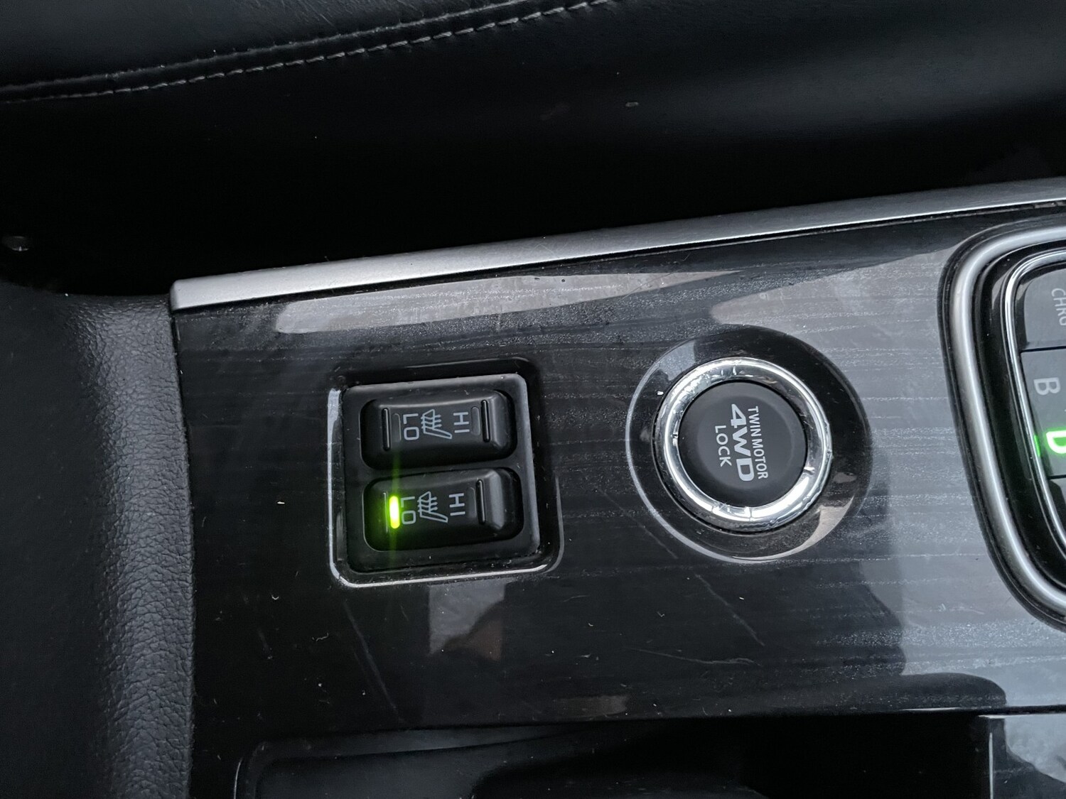 Used Mitsubishi Outlander 2016 for sale - 77813162: Photo 25