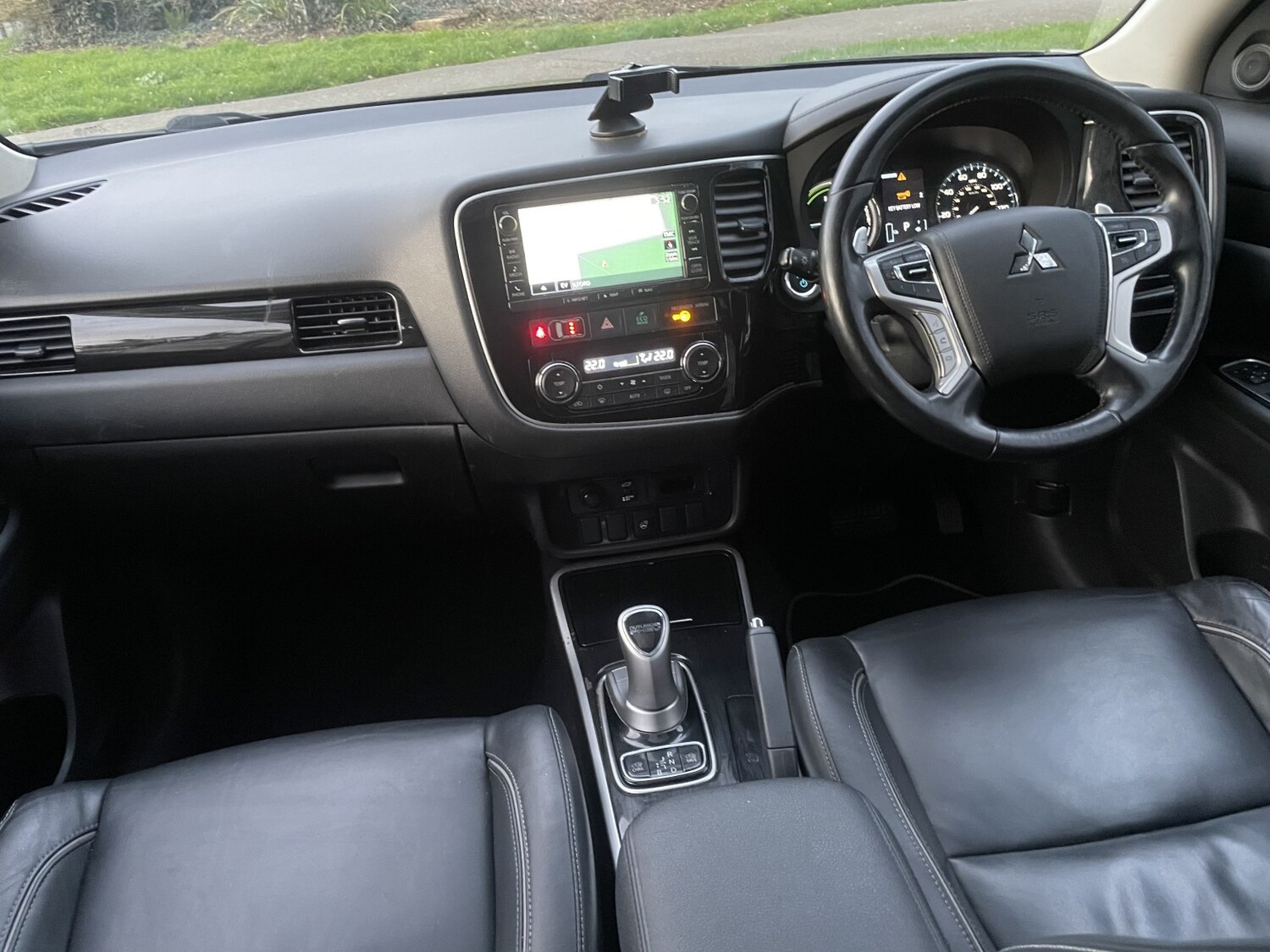 Used Mitsubishi Outlander 2016 for sale - 77813162: Photo 27