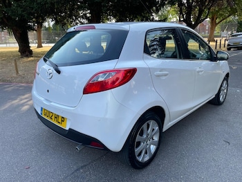 Used Mazda Mazda2 2012 for sale - 75173378: Photo