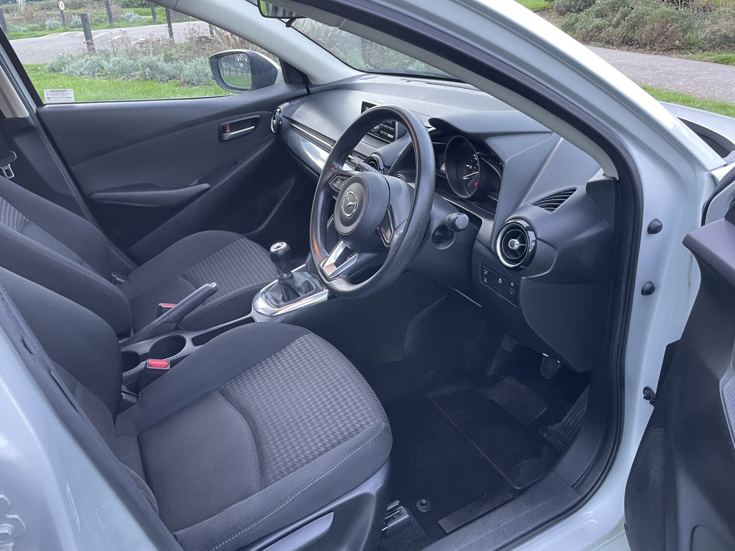 Used Mazda Mazda2 2019 for sale - 77830105: Photo 11