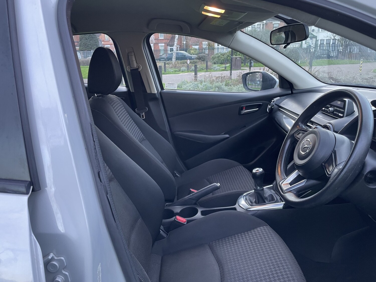 Used Mazda Mazda2 2019 for sale - 77830105: Photo 12