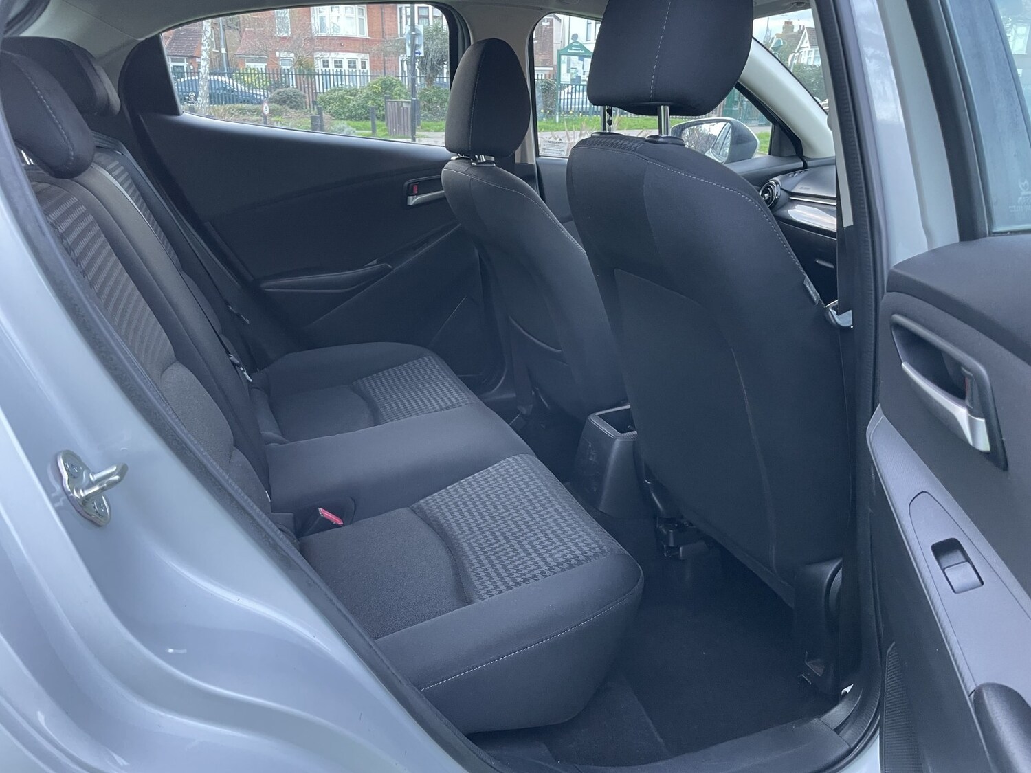 Used Mazda Mazda2 2019 for sale - 77830105: Photo 13