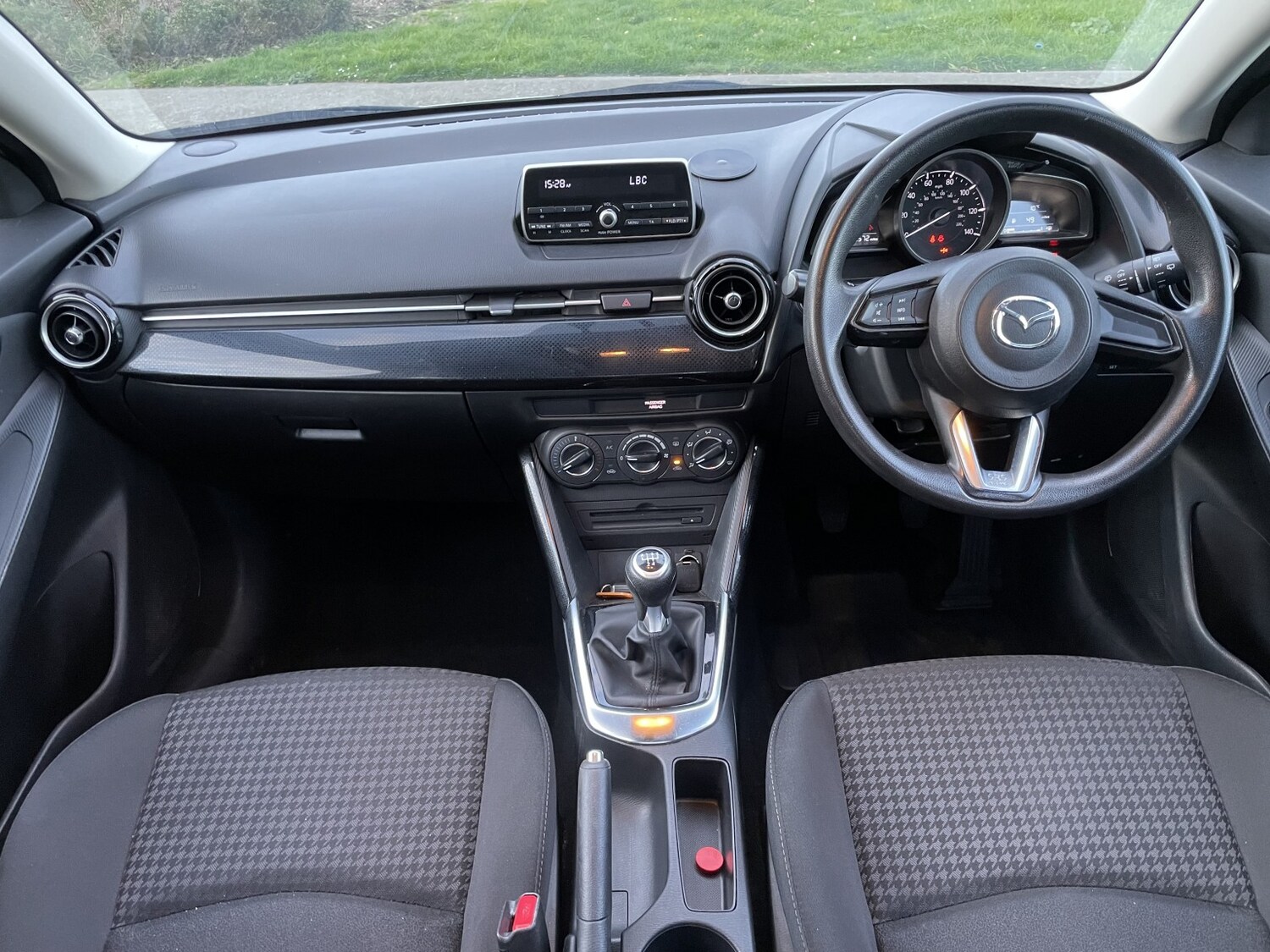 Used Mazda Mazda2 2019 for sale - 77830105: Photo 15