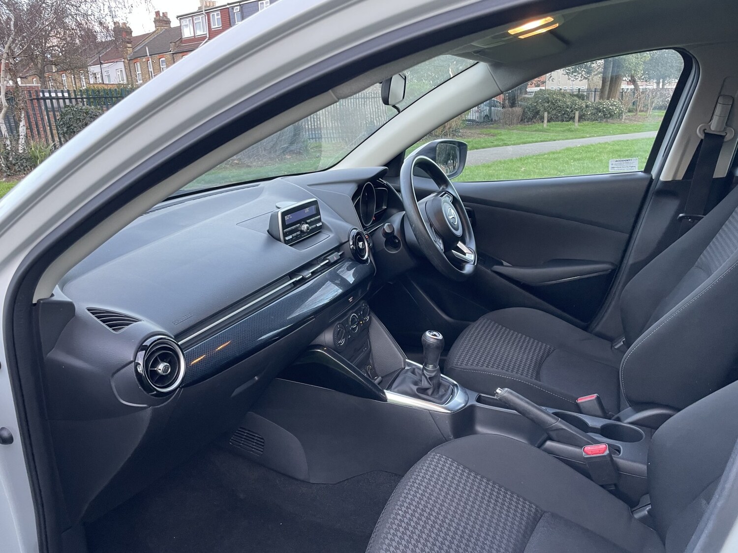 Used Mazda Mazda2 2019 for sale - 77830105: Photo 16