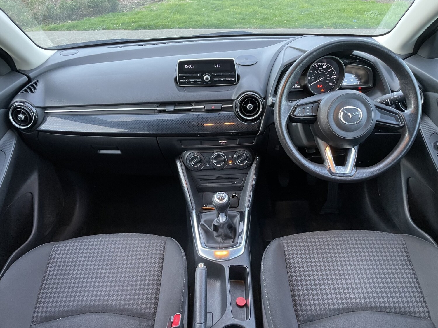 Used Mazda Mazda2 2019 for sale - 77830105: Photo 21