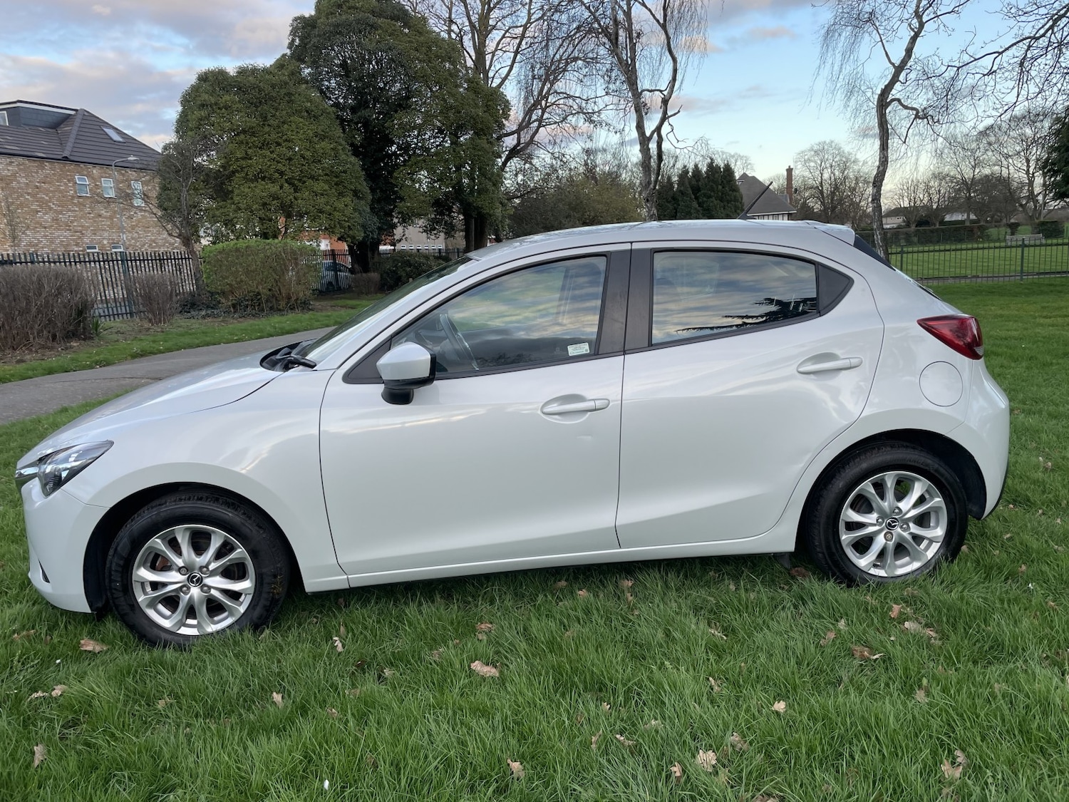 Used Mazda Mazda2 2019 for sale - 77830105: Photo 9