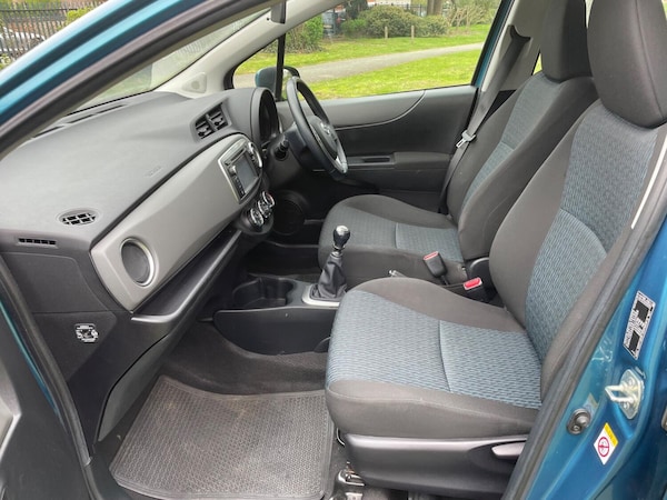 Used Toyota Yaris 2013 for sale - 74488757: Photo 10