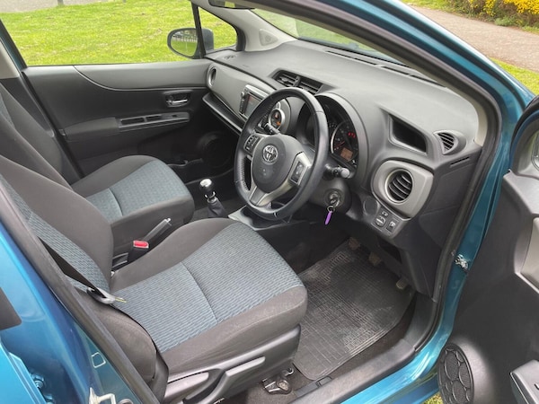 Used Toyota Yaris 2013 for sale - 74488757: Photo 16