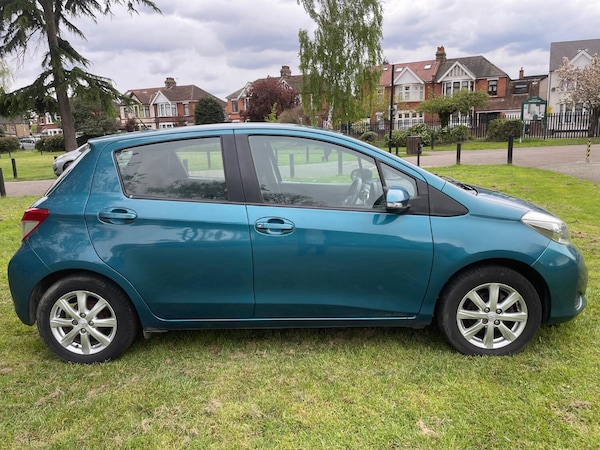 Used Toyota Yaris 2013 for sale - 74488757: Photo 7