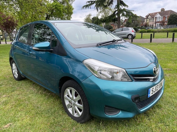 Used Toyota Yaris 2013 for sale - 74488757: Photo 9
