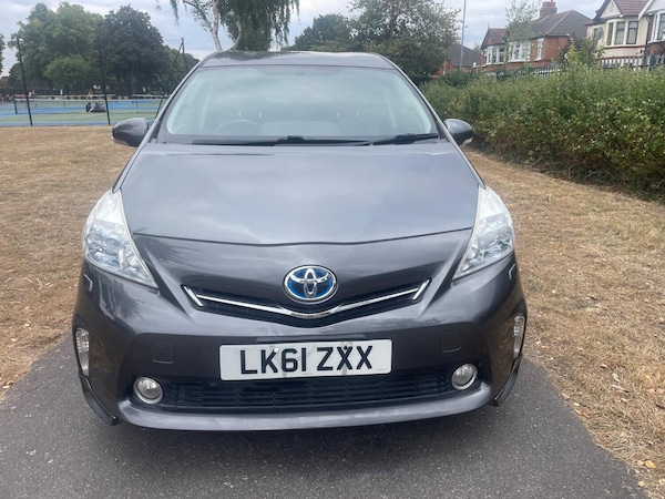 Used Toyota Prius+ 2022 for sale - 75731313: Photo 27