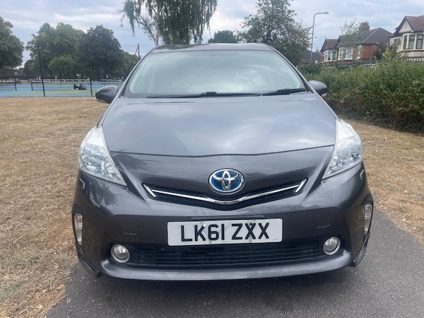 Used Toyota Prius+ 2022 for sale - 75731313: Photo 6