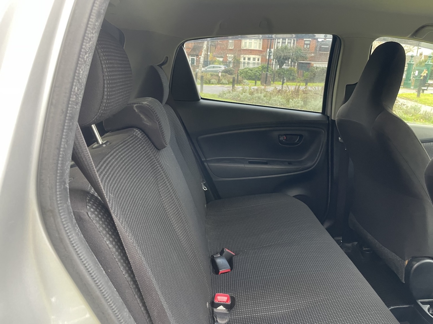 Used Toyota Yaris 2018 for sale - 76777021: Photo 21