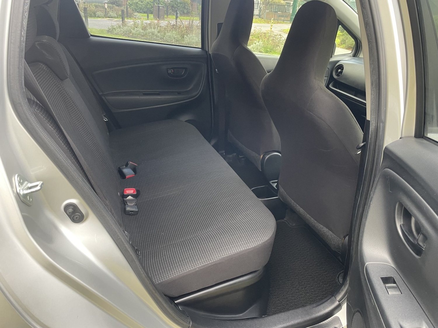 Used Toyota Yaris 2018 for sale - 76777021: Photo 22