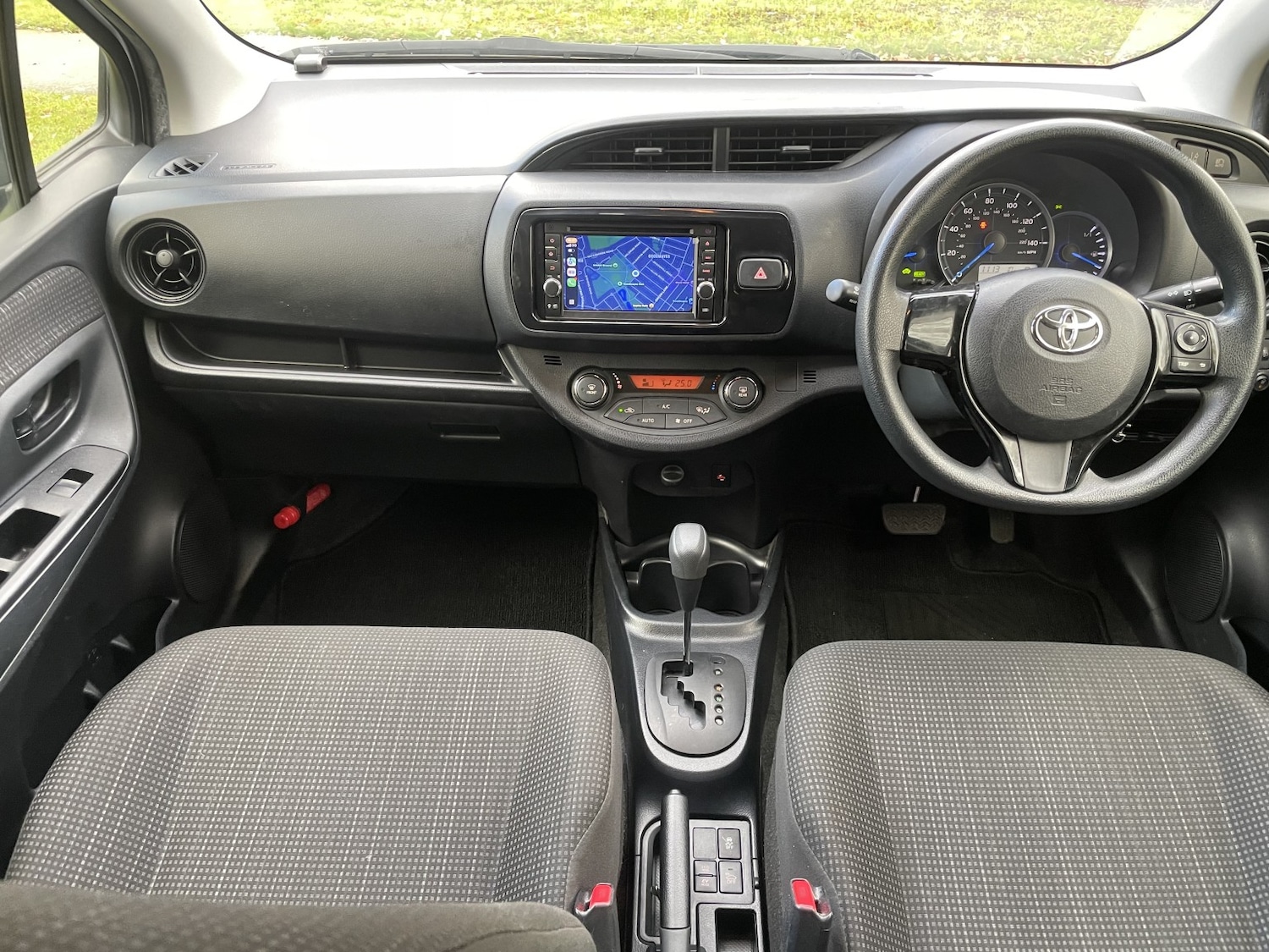 Used Toyota Yaris 2018 for sale - 76777021: Photo 23