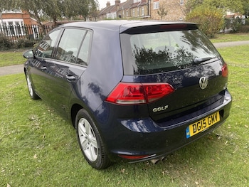 Used Volkswagen Golf 2015 for sale - 76974322: Photo