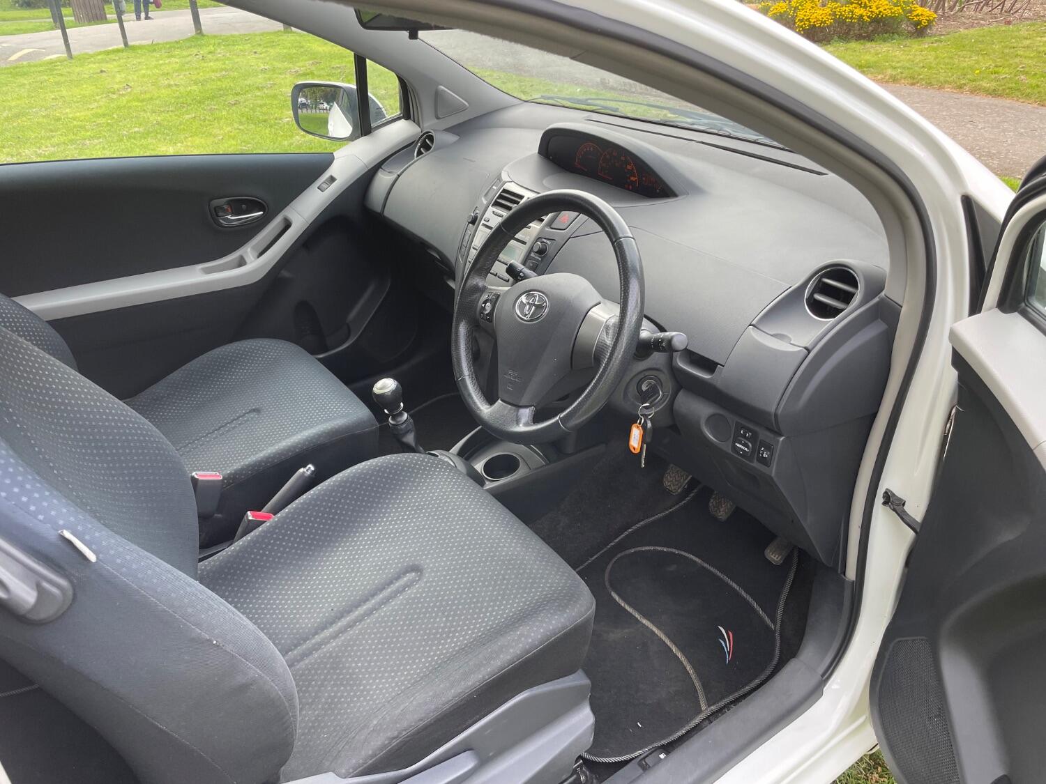 Used Toyota Yaris 2009 for sale - 77464718: Photo 15