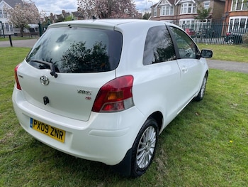 Used Toyota Yaris 2009 for sale - 77464718: Photo