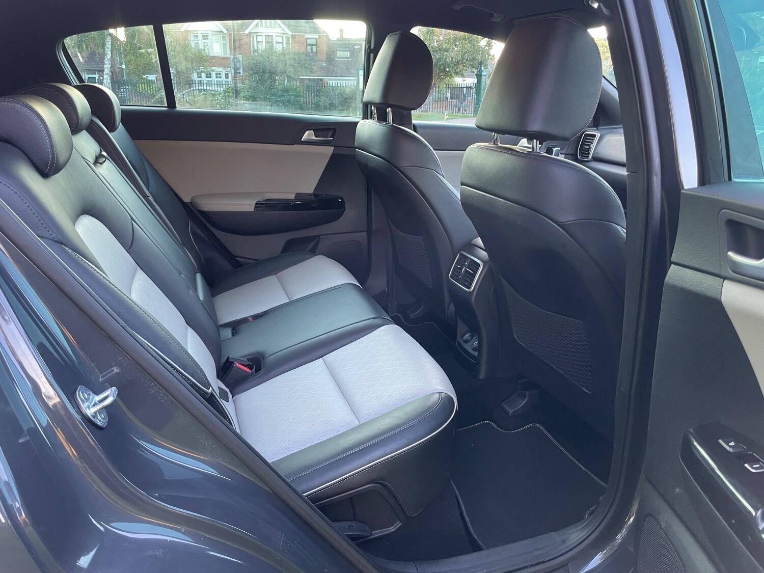 Used Kia Sportage 2021 for sale - 76076011: Photo 13