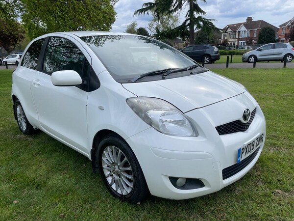 Used Toyota Yaris 2009 for sale - 74495940: Photo 5
