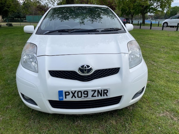 Used Toyota Yaris 2009 for sale - 74495940: Photo 6