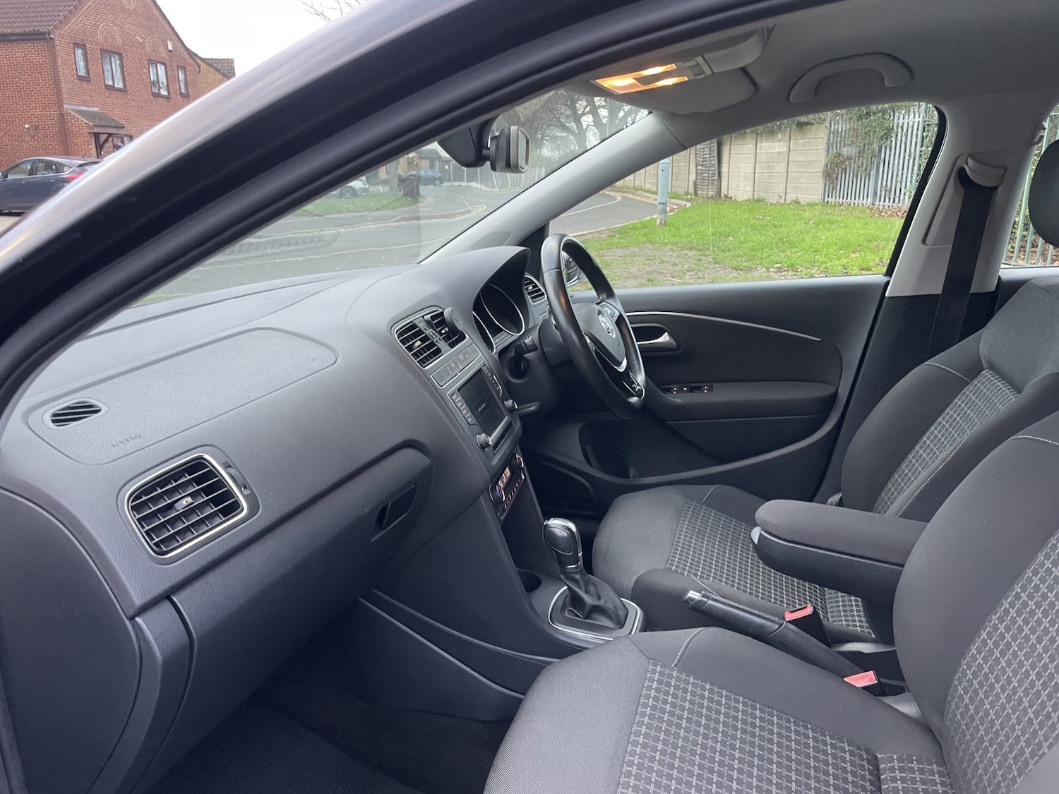 Used Volkswagen Polo 2014 for sale - 77053718: Photo 10