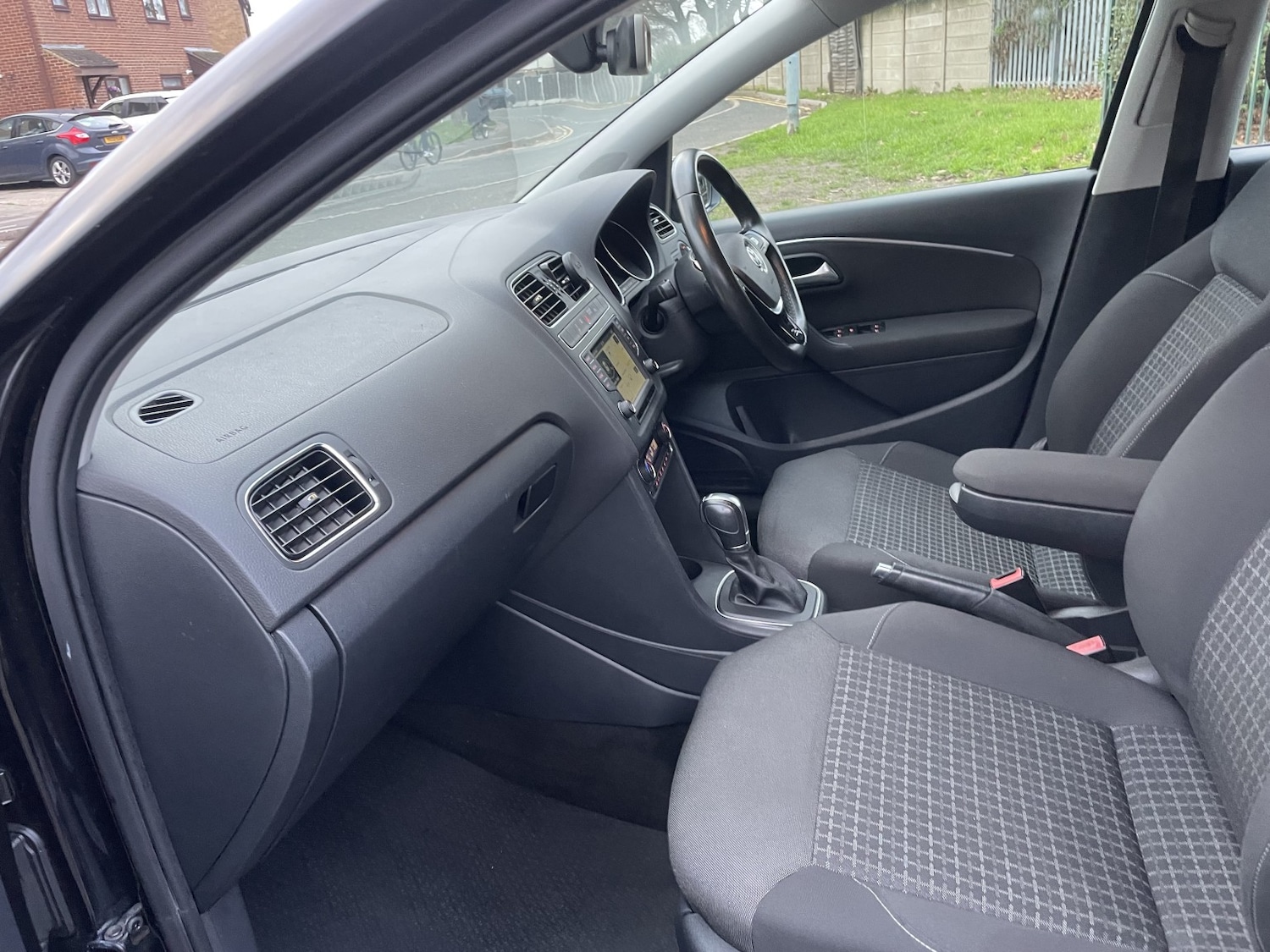 Used Volkswagen Polo 2014 for sale - 77053718: Photo 12