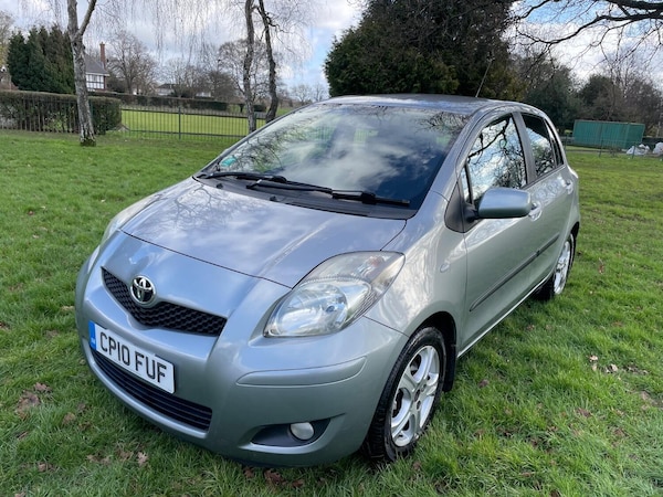 Used Toyota Yaris 2010 for sale - 73915330: Photo 3