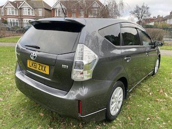 Used Toyota Prius 2011 for sale - 77470224: Photo