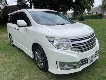 Used Nissan Elgrand 2010 for sale - 75731173: Photo