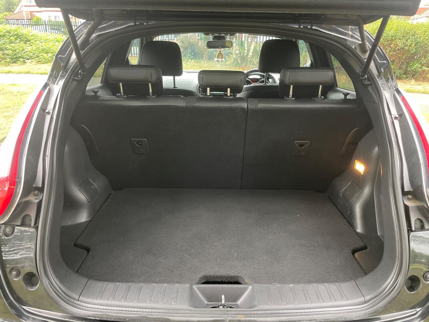 Used Nissan Juke 2016 for sale - 76793535: Photo 26