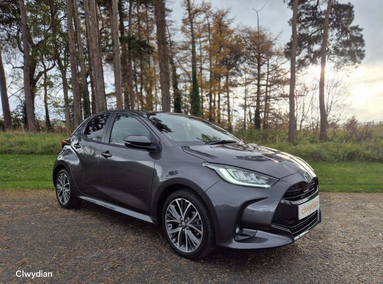 Used Toyota Yaris 2024 for sale - 76487963: Photo 1