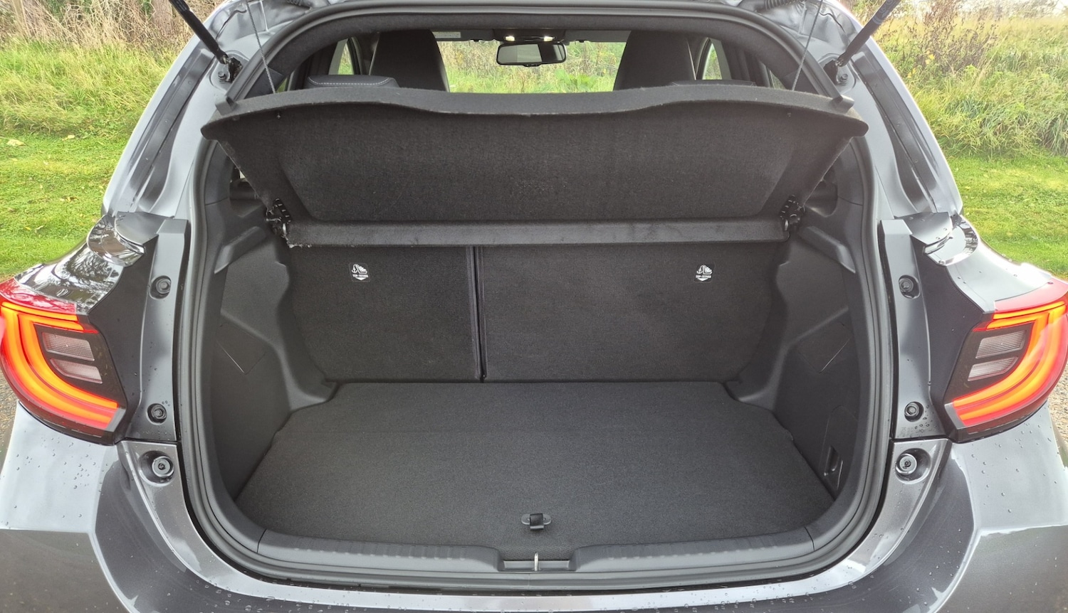 Used Toyota Yaris 2024 for sale - 76487963: Photo 10