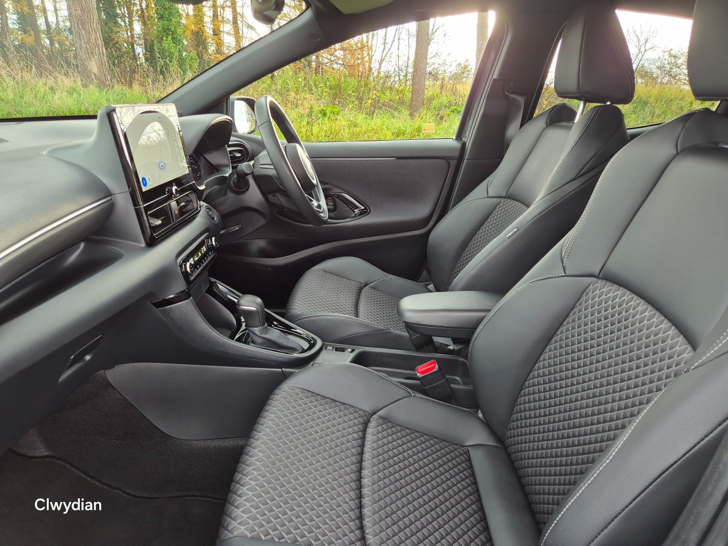 Used Toyota Yaris 2024 for sale - 76487963: Photo 20