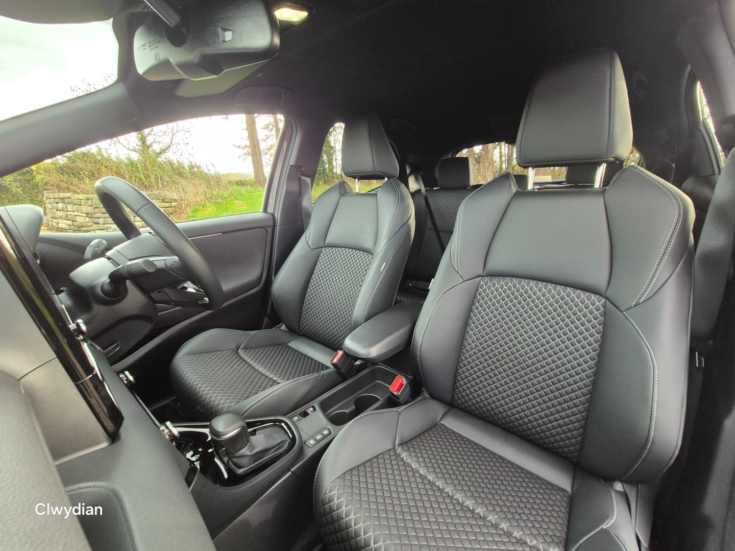 Used Toyota Yaris 2024 for sale - 76487963: Photo 22