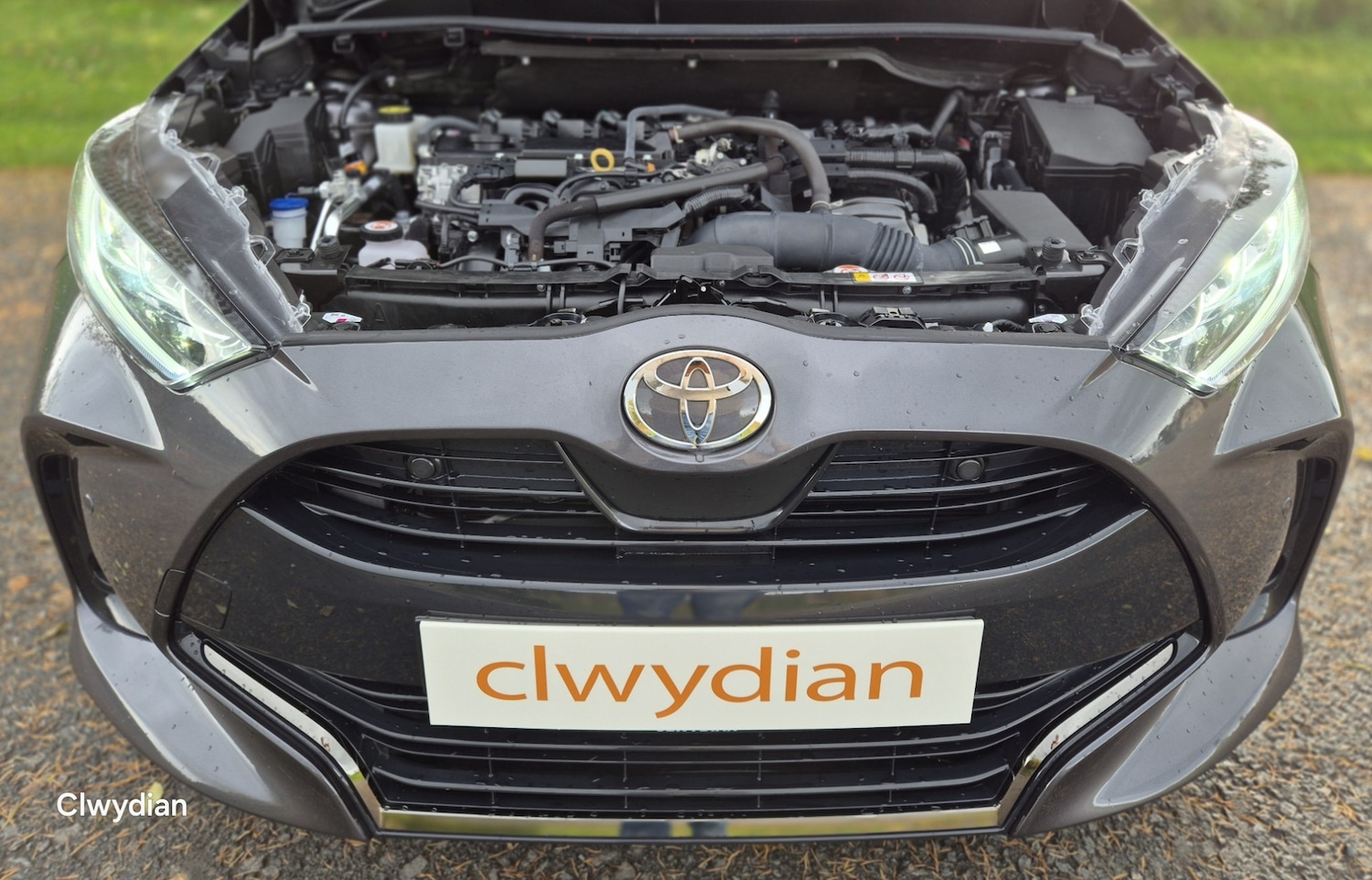 Used Toyota Yaris 2024 for sale - 76487963: Photo 4