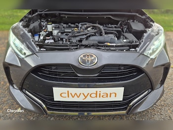 Used Toyota Yaris 2024 for sale - 76487963: Photo